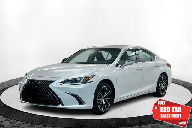 used 2025 Lexus ES 300h car, priced at $50,672