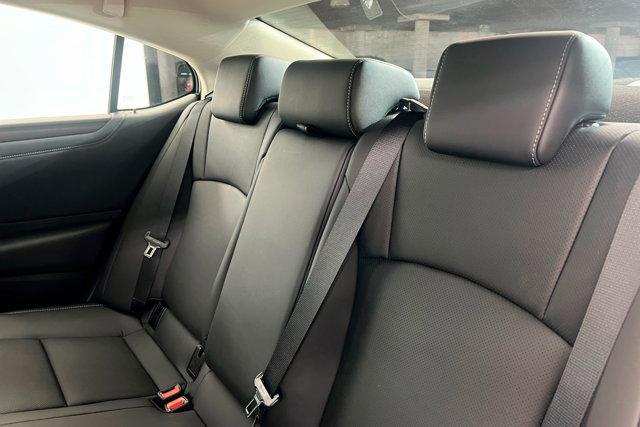 used 2025 Lexus ES 300h car, priced at $50,672