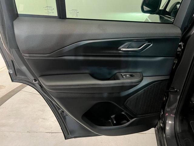 used 2024 Jeep Grand Cherokee car, priced at $34,899