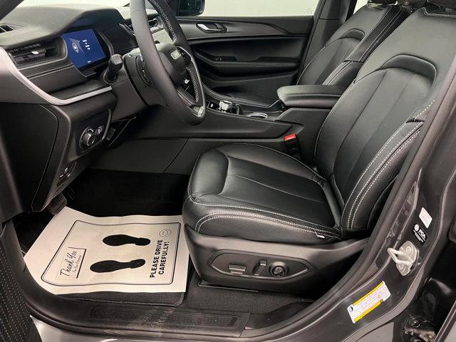 used 2024 Jeep Grand Cherokee car, priced at $34,899