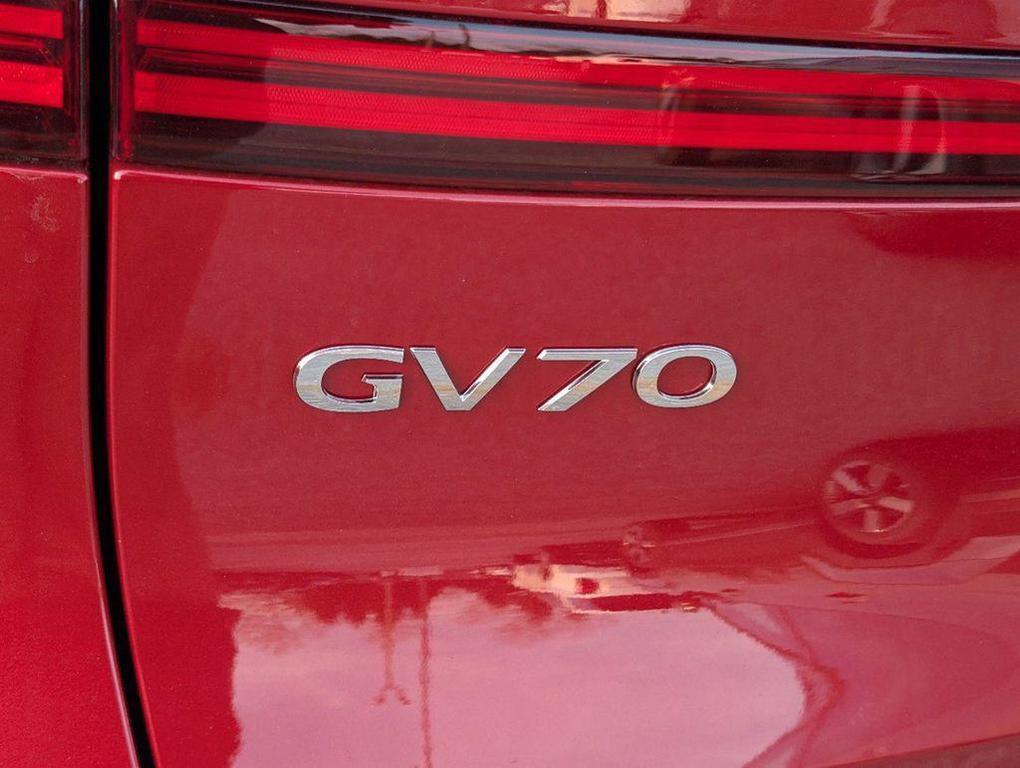 new 2025 Genesis GV70 car, priced at $49,070