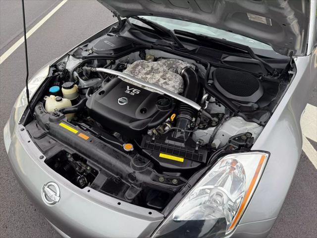 used 2003 Nissan 350Z car, priced at $14,999