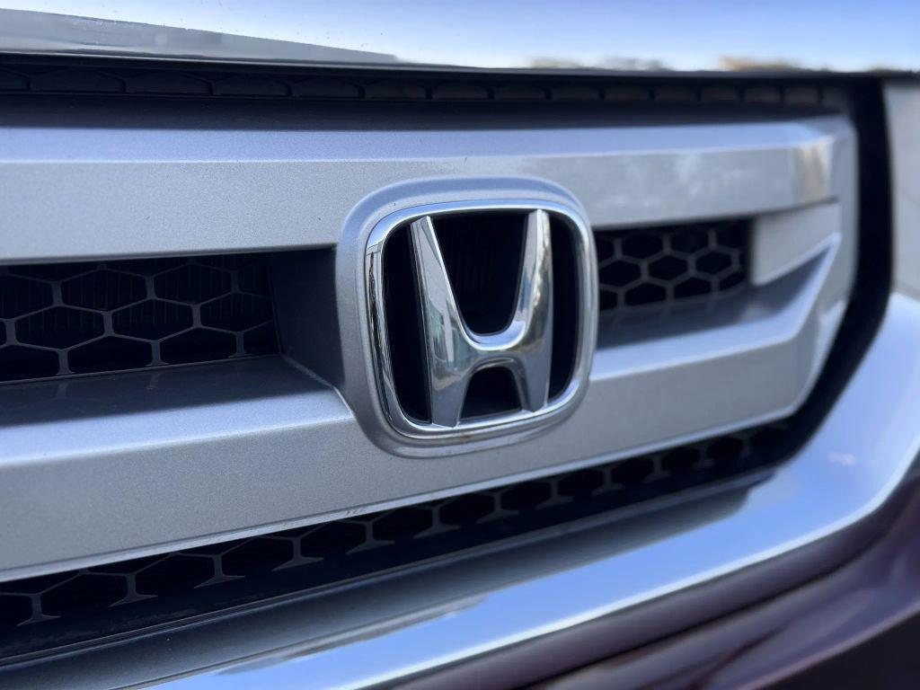 used 2011 Honda Pilot car, priced at $7,777