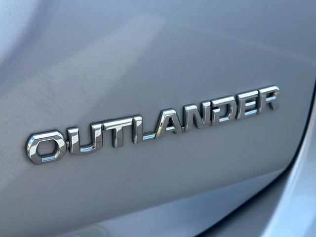 used 2014 Mitsubishi Outlander car, priced at $8,999