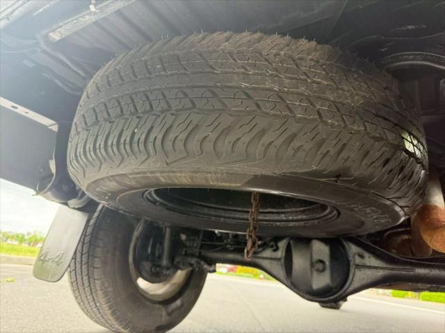 used 2006 Toyota Tacoma car, priced at $9,999