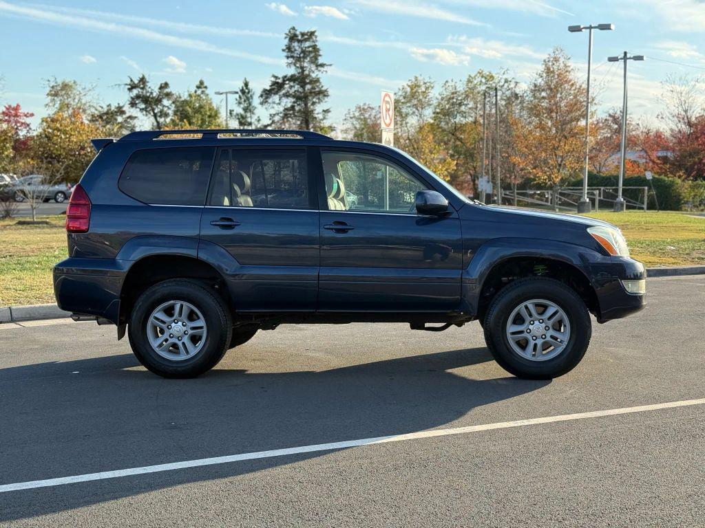 used 2004 Lexus GX 470 car, priced at $11,999