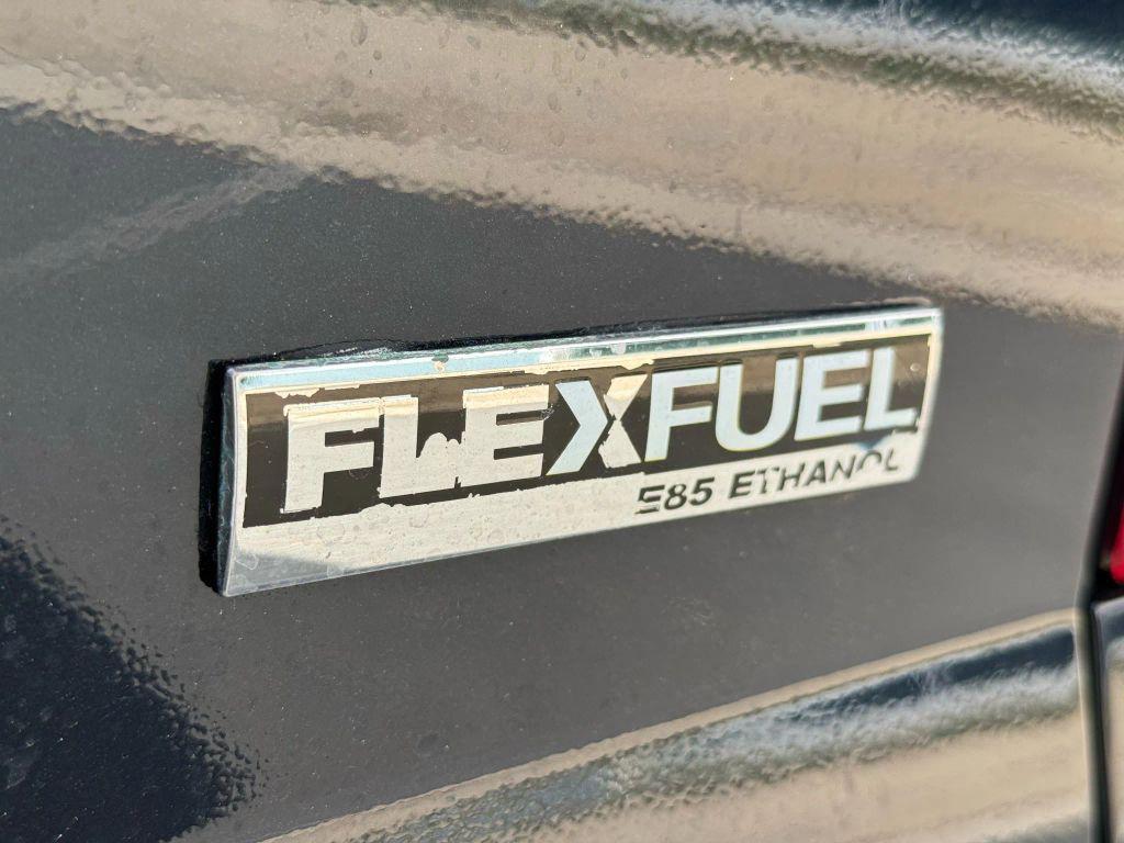 used 2007 Chevrolet Avalanche car, priced at $9,499