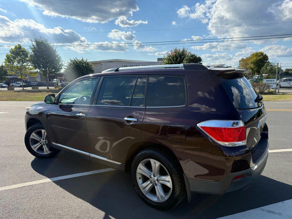 used 2012 Toyota Highlander car, priced at $12,499