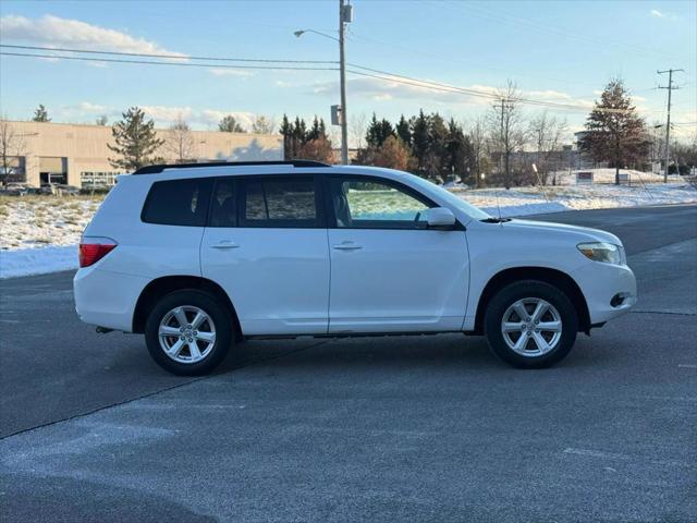 used 2008 Toyota Highlander car, priced at $9,499