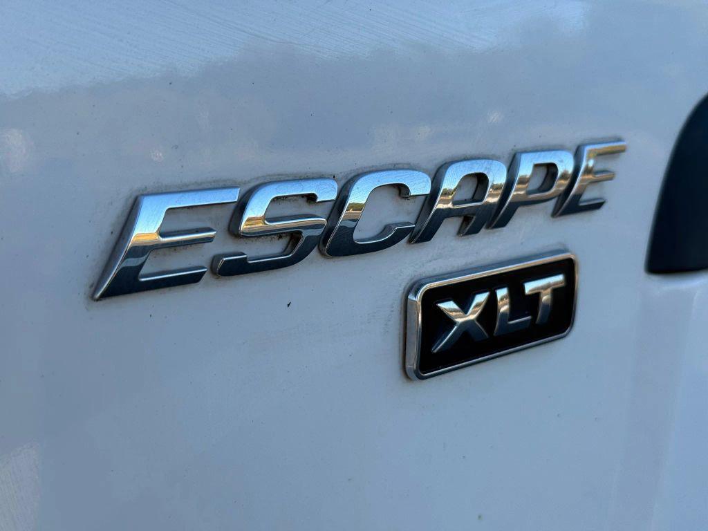used 2006 Ford Escape car, priced at $5,699
