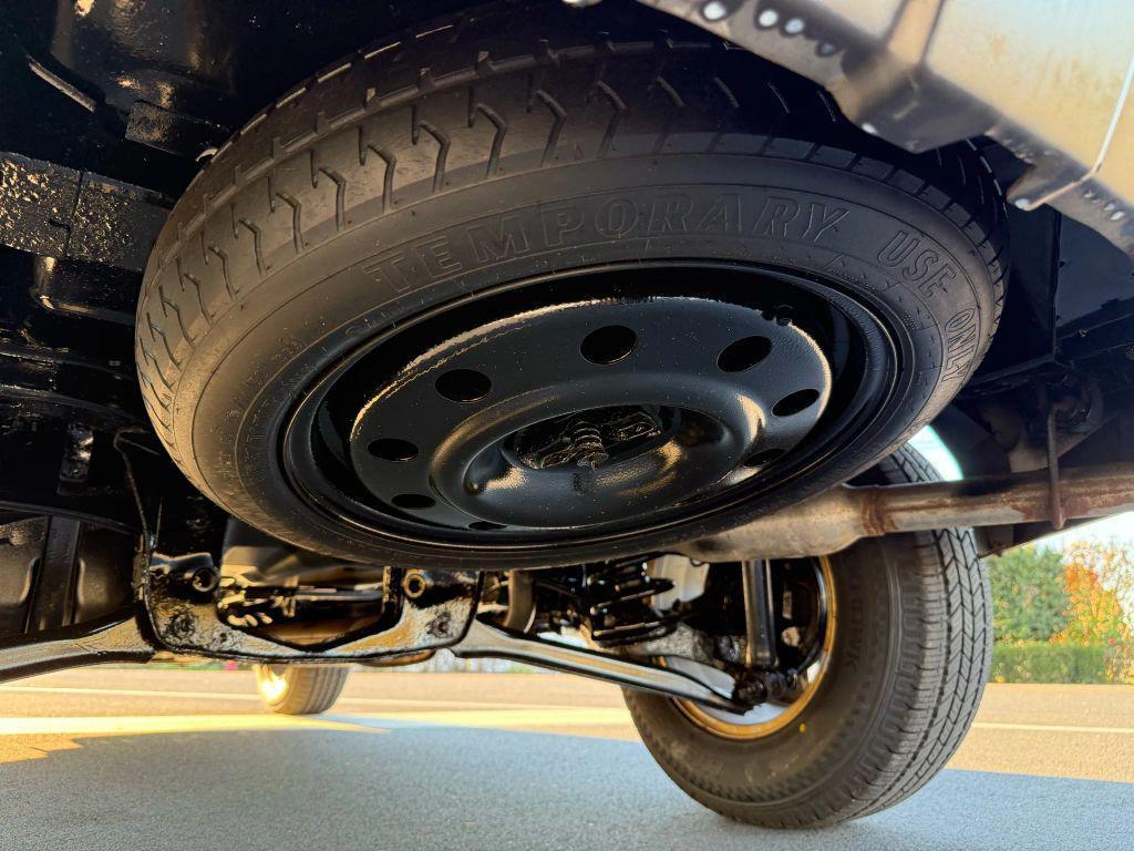 used 2006 Ford Escape car, priced at $5,699