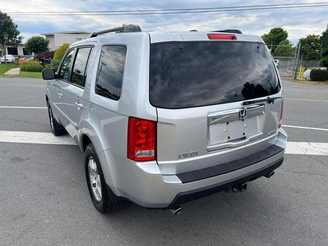 used 2011 Honda Pilot car, priced at $10,995