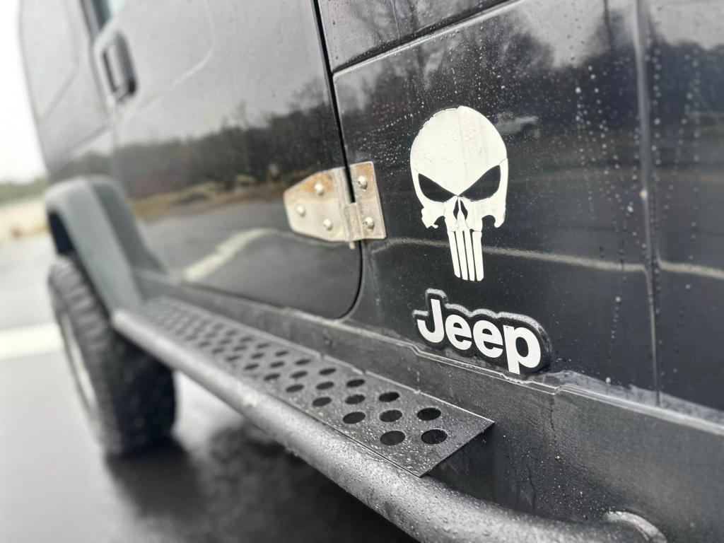 used 2006 Jeep Wrangler car, priced at $10,999