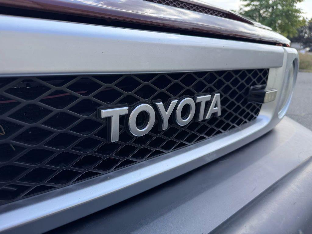 used 2008 Toyota FJ Cruiser car, priced at $13,477