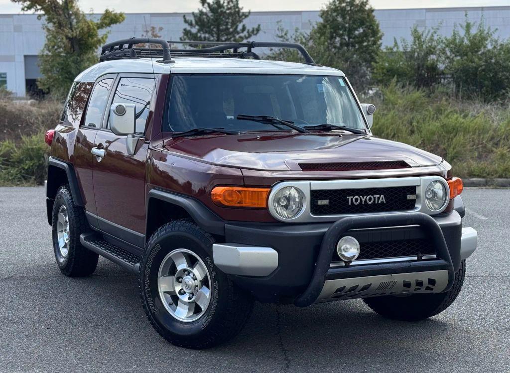 used 2008 Toyota FJ Cruiser car, priced at $13,477