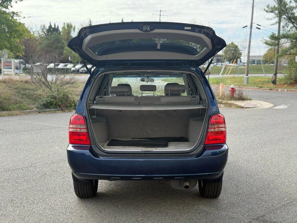used 2002 Toyota Highlander car, priced at $4,999