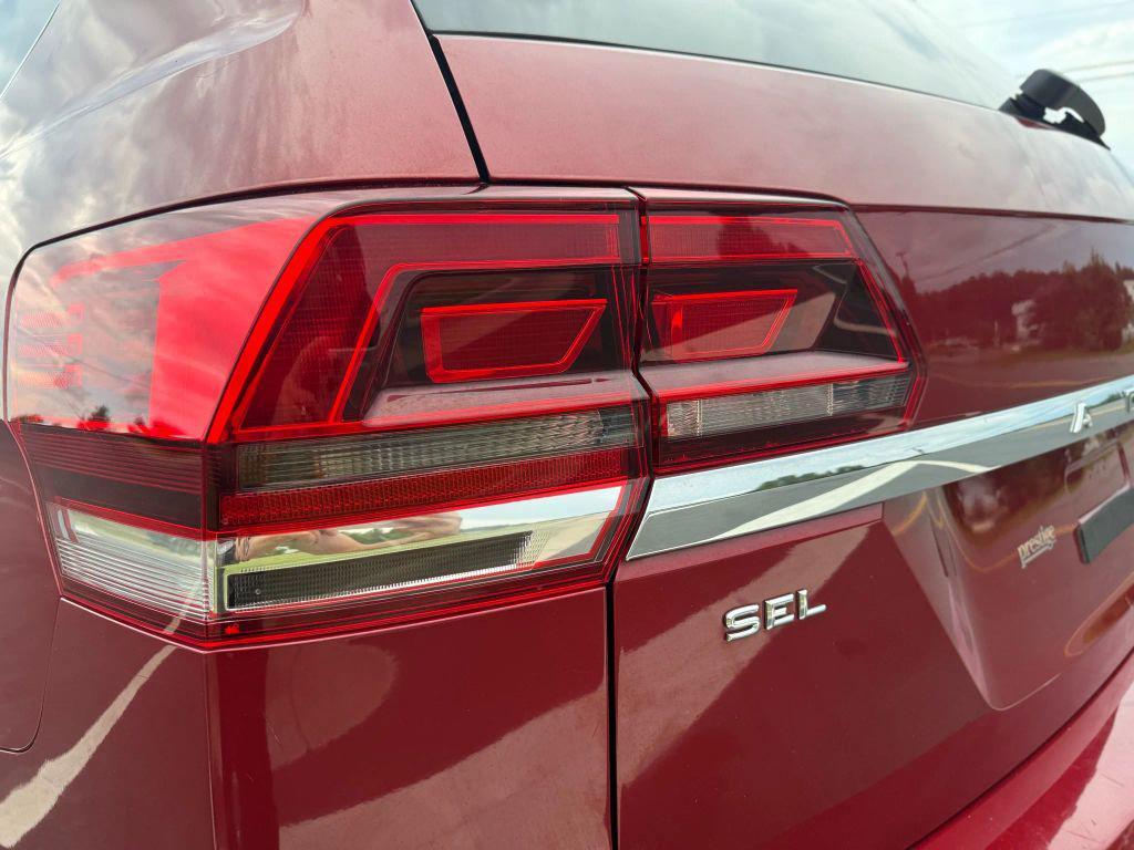 used 2018 Volkswagen Atlas car, priced at $13,999