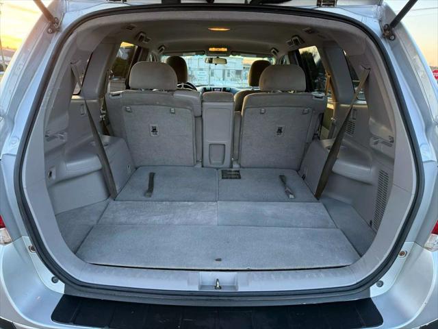 used 2012 Toyota Highlander car, priced at $9,999