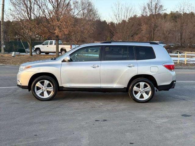 used 2012 Toyota Highlander car, priced at $9,999