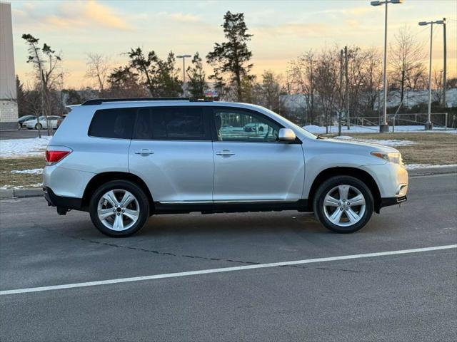 used 2012 Toyota Highlander car, priced at $9,999