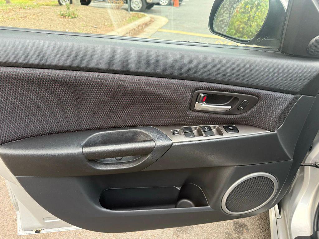 used 2007 Mazda Mazda3 car, priced at $5,399