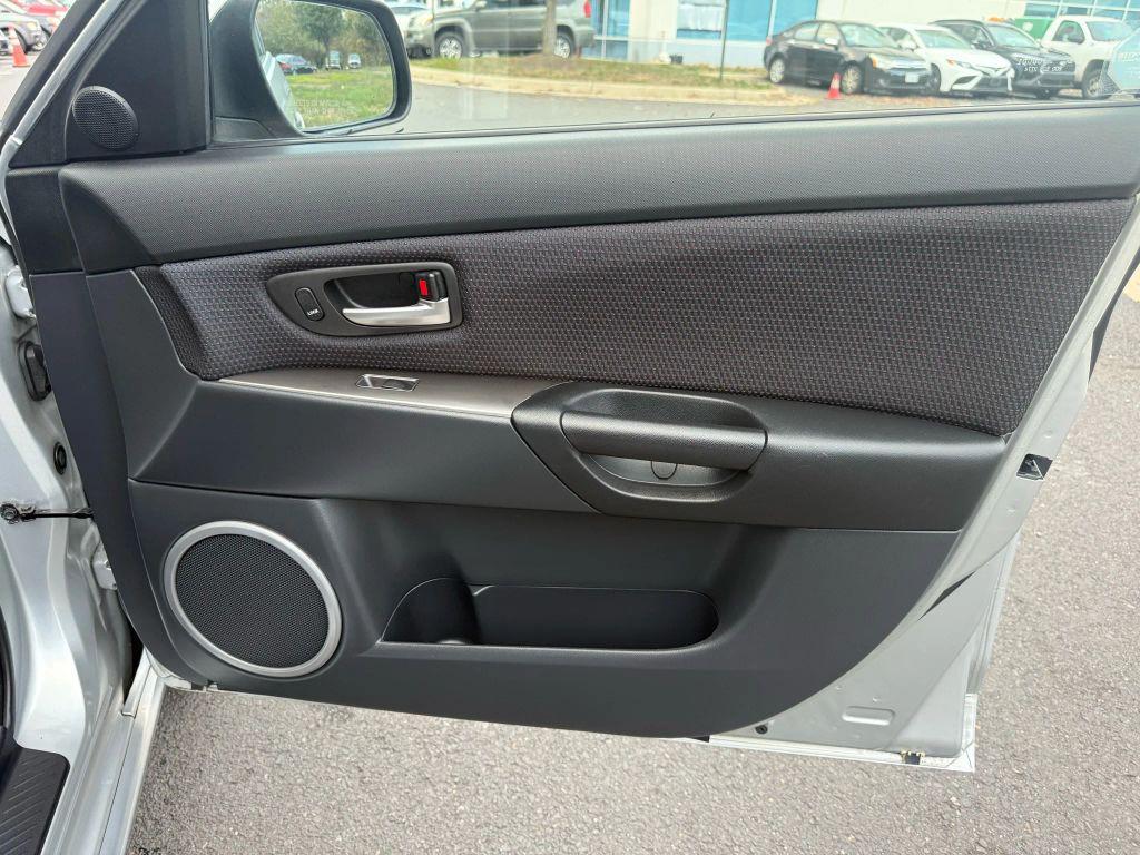 used 2007 Mazda Mazda3 car, priced at $5,399