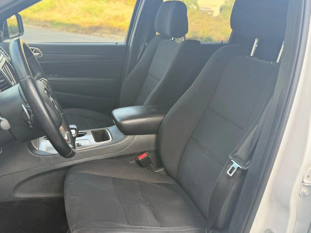 used 2015 Jeep Grand Cherokee car, priced at $6,999