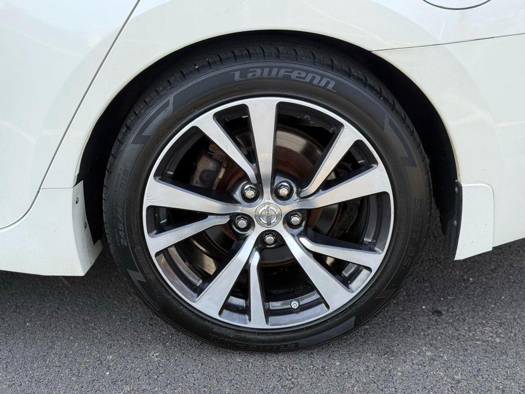 used 2016 Nissan Maxima car, priced at $9,999