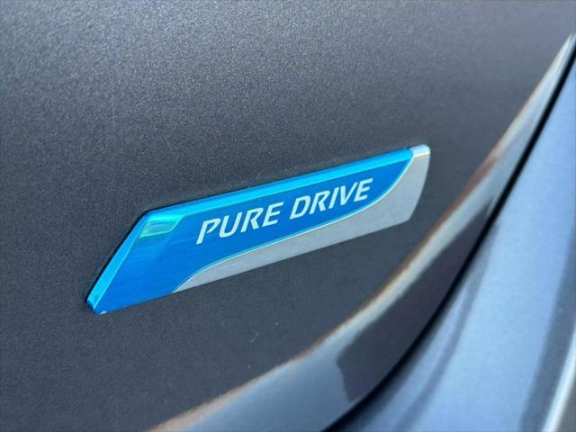 used 2013 Nissan Sentra car, priced at $5,499