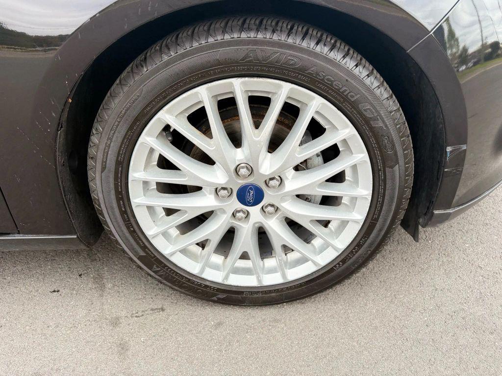 used 2012 Ford Focus car, priced at $5,499