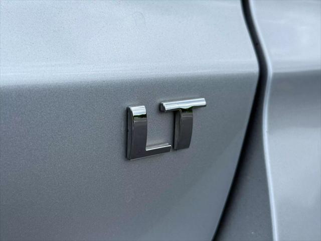 used 2017 Chevrolet Traverse car, priced at $9,999