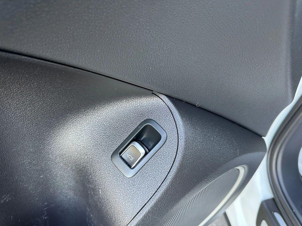 used 2013 Audi Q5 car, priced at $6,995