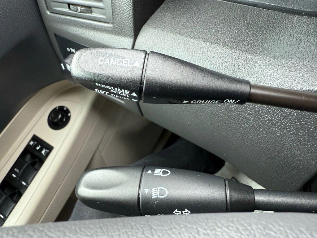 used 2007 Chrysler 300 car, priced at $5,499