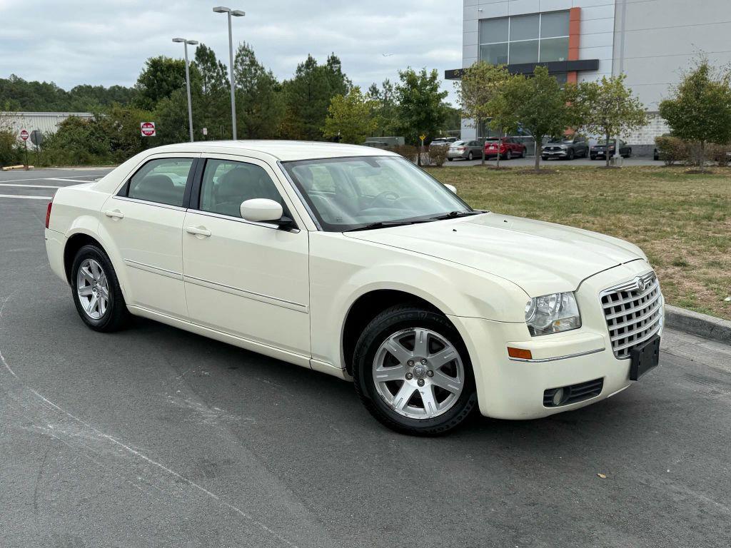 used 2007 Chrysler 300 car, priced at $5,499