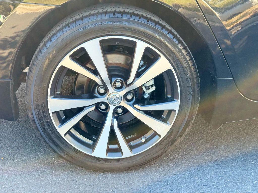 used 2016 Nissan Maxima car, priced at $10,499