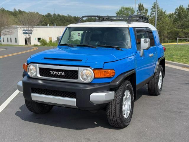 used 2007 Toyota FJ Cruiser car, priced at $14,499