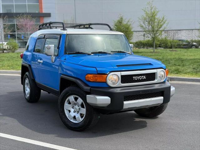 used 2007 Toyota FJ Cruiser car, priced at $14,499