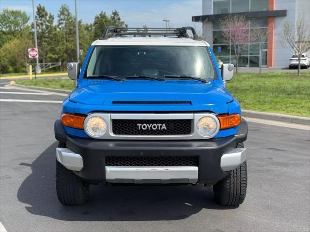 used 2007 Toyota FJ Cruiser car, priced at $14,499