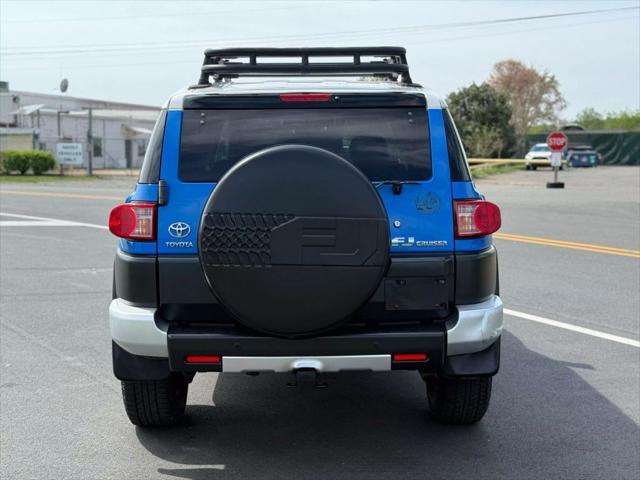 used 2007 Toyota FJ Cruiser car, priced at $14,499