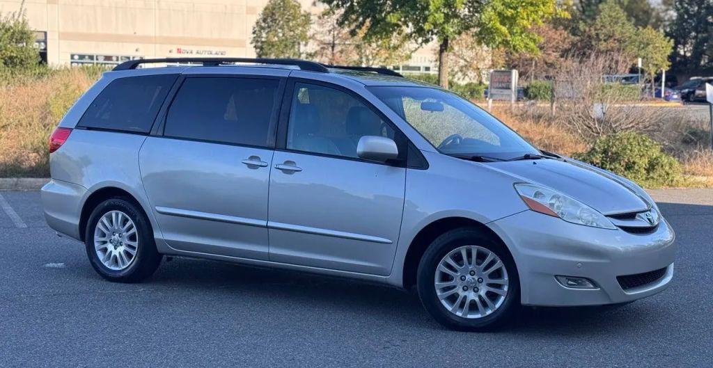 used 2010 Toyota Sienna car, priced at $7,333