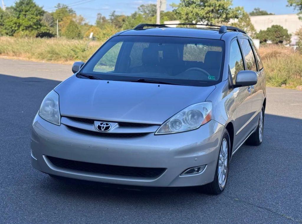 used 2010 Toyota Sienna car, priced at $7,333