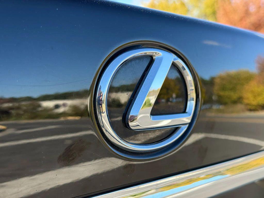 used 2007 Lexus LS 460 car, priced at $8,499