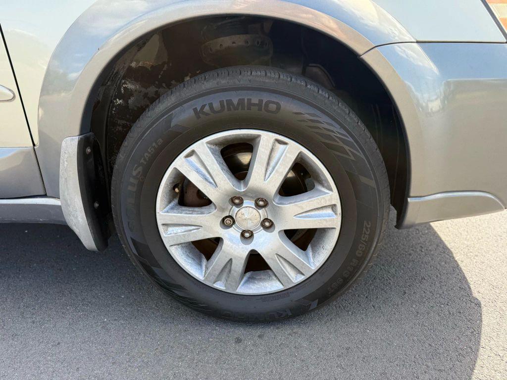 used 2005 Subaru Outback car, priced at $5,999