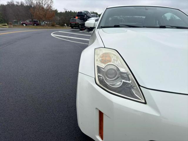 used 2007 Nissan 350Z car, priced at $11,499