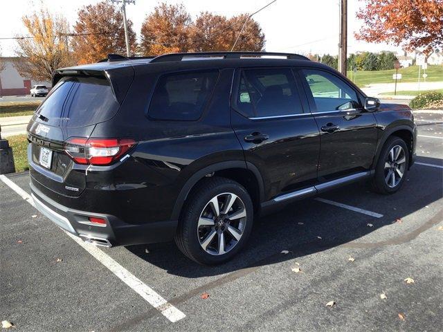 new 2025 Honda Pilot car, priced at $51,095
