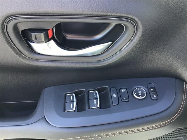 new 2025 Honda HR-V car