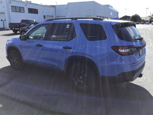 new 2025 Honda Pilot car, priced at $51,350