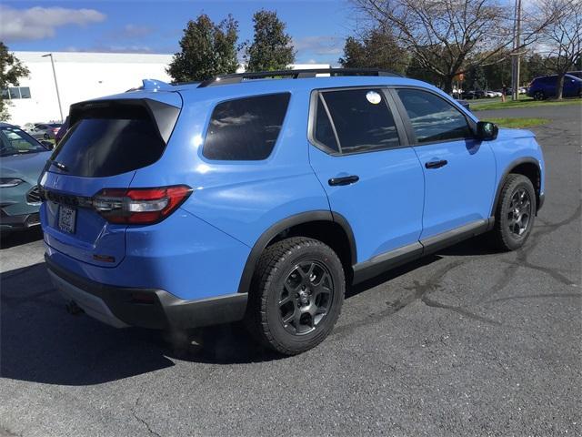 new 2025 Honda Pilot car, priced at $51,350