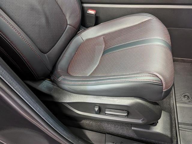 used 2025 Honda Pilot car, priced at $48,497