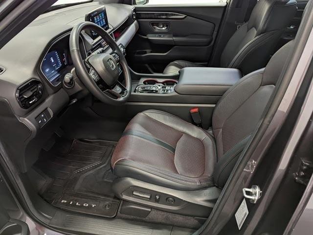 used 2025 Honda Pilot car, priced at $48,497